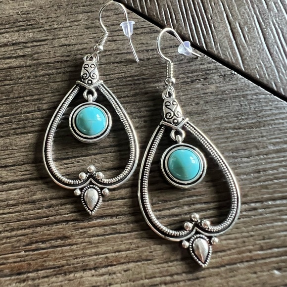 TURQUOISE WATER DROP EARRINGS - Picture 4 of 8